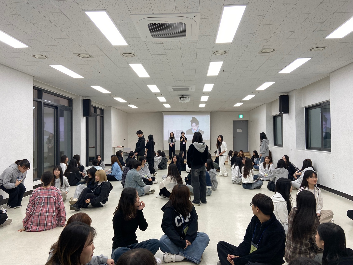 썸네일 사진