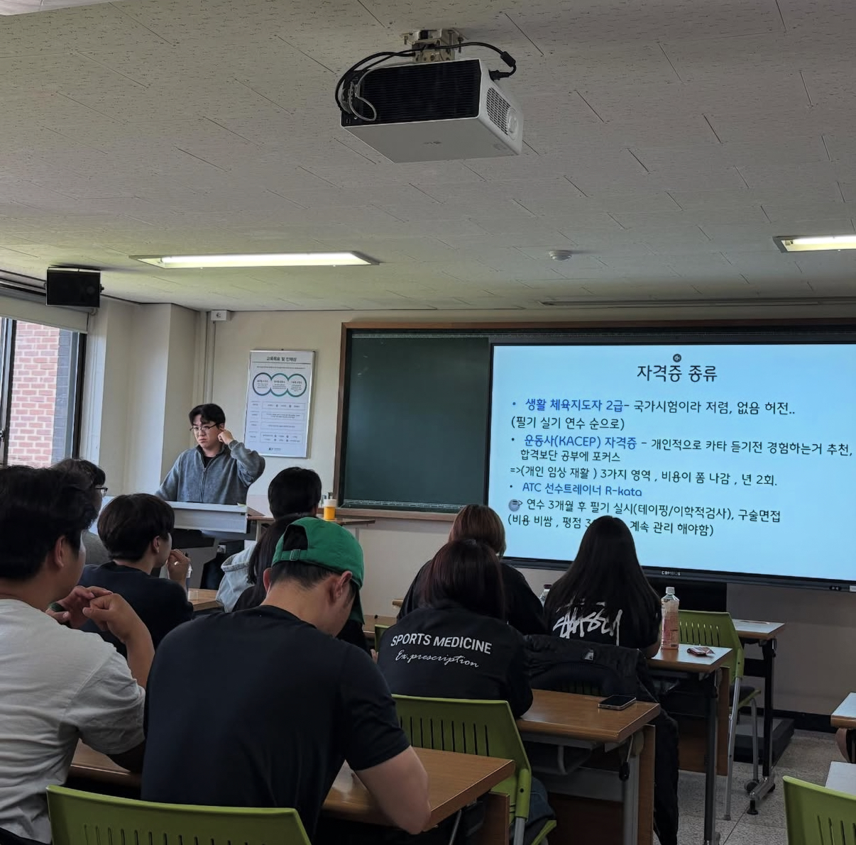 썸네일 사진