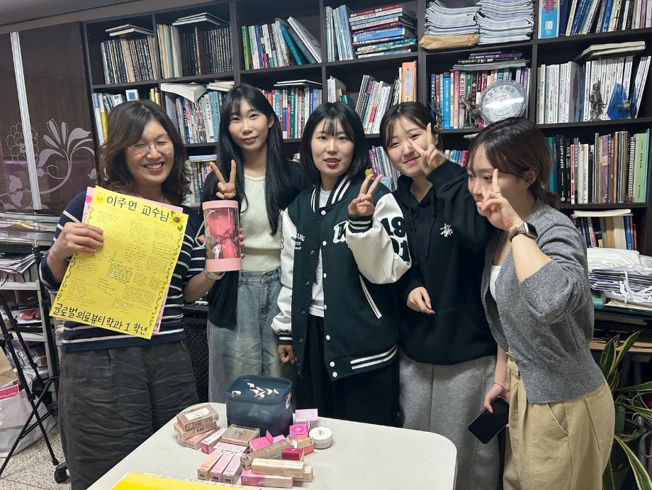 썸네일 사진