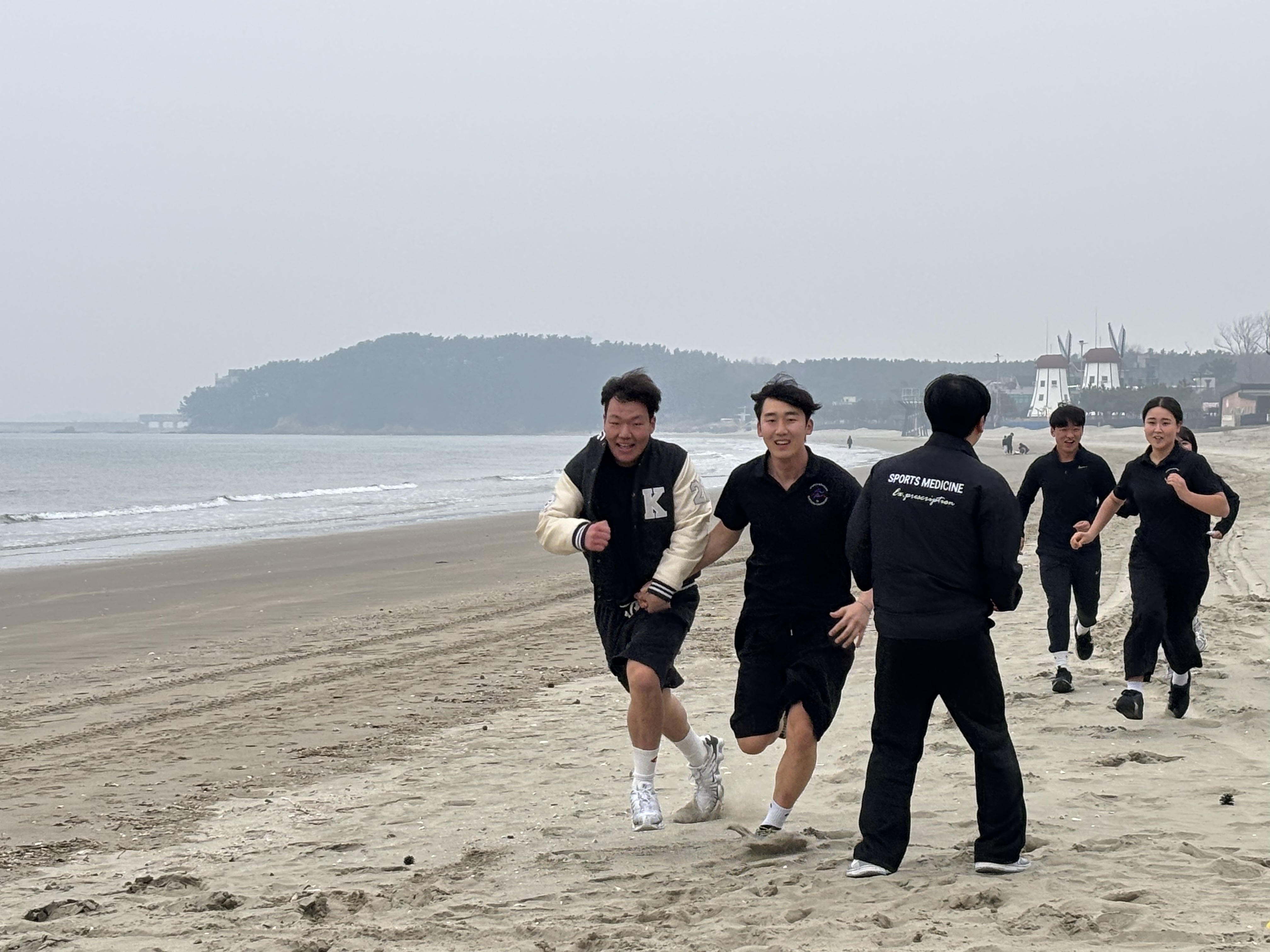 썸네일 사진